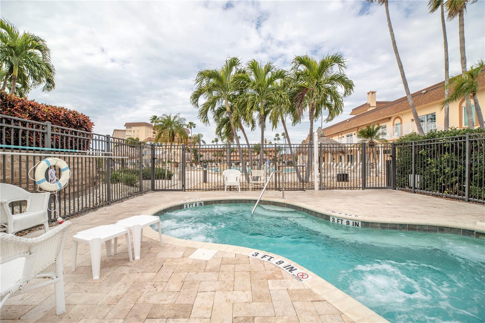 5108 BRITTANY DR S #908, ST PETERSBURG, FL — photo 48