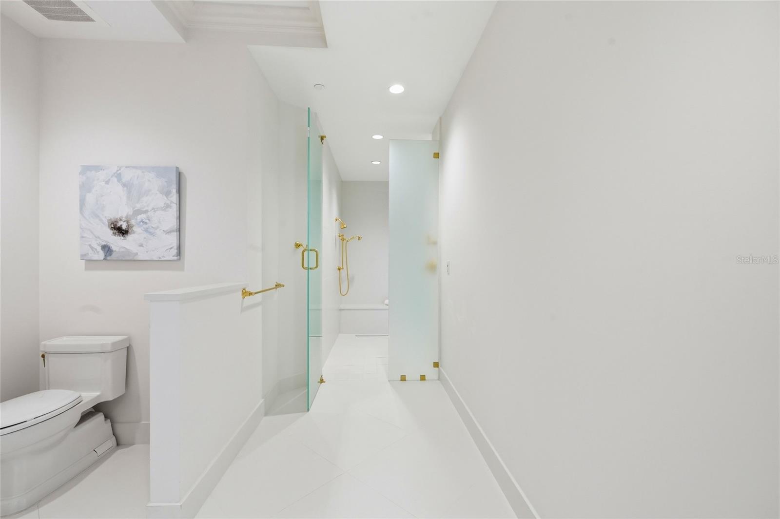 2251 GULF OF MEXICO DR #301, LONGBOAT KEY, FL — photo 50