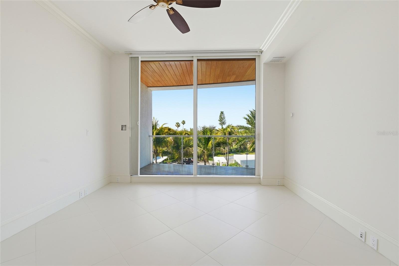 2251 GULF OF MEXICO DR #301, LONGBOAT KEY, FL — photo 67