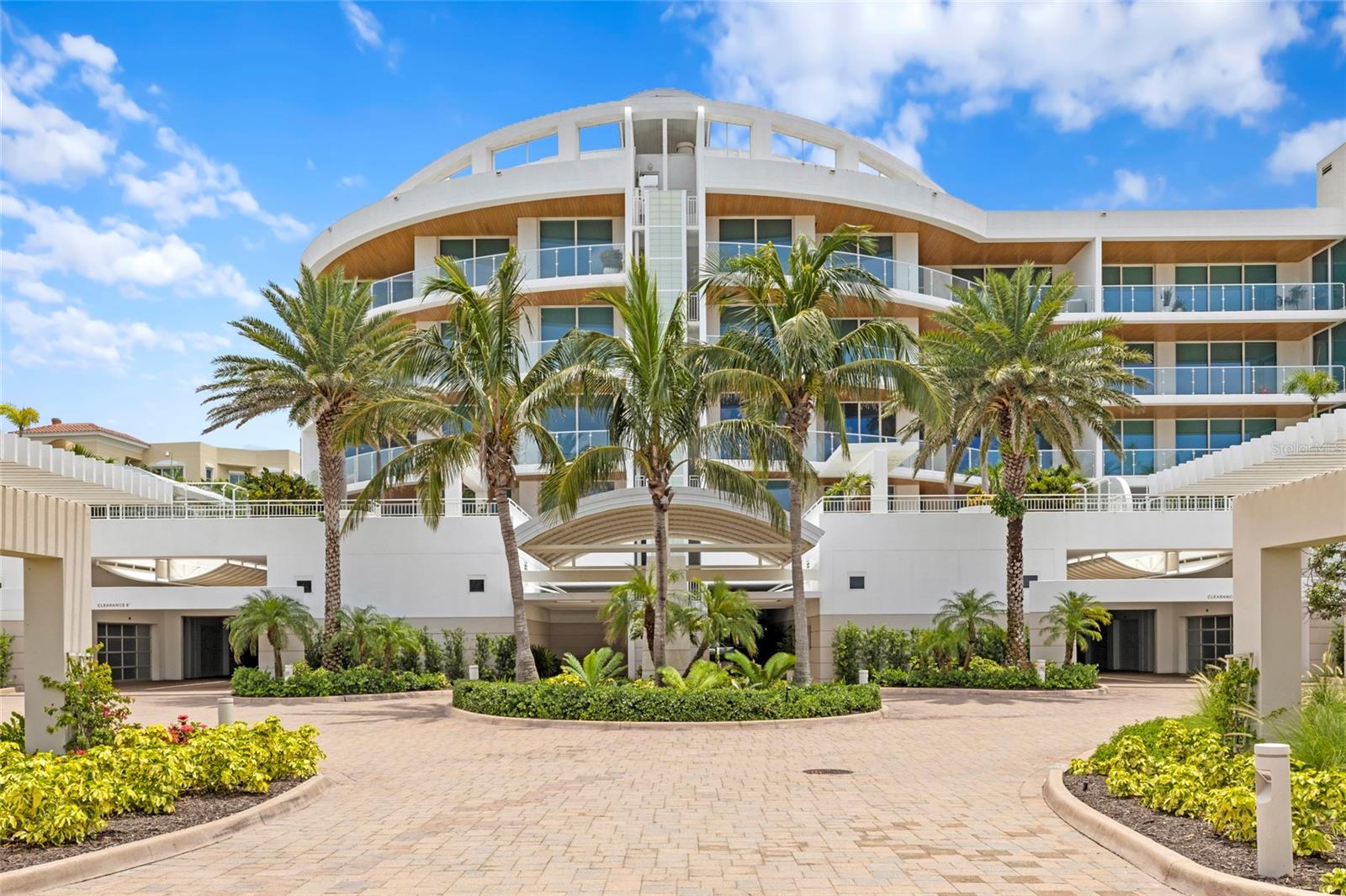 2251 GULF OF MEXICO DR #301, LONGBOAT KEY, FL — photo 2