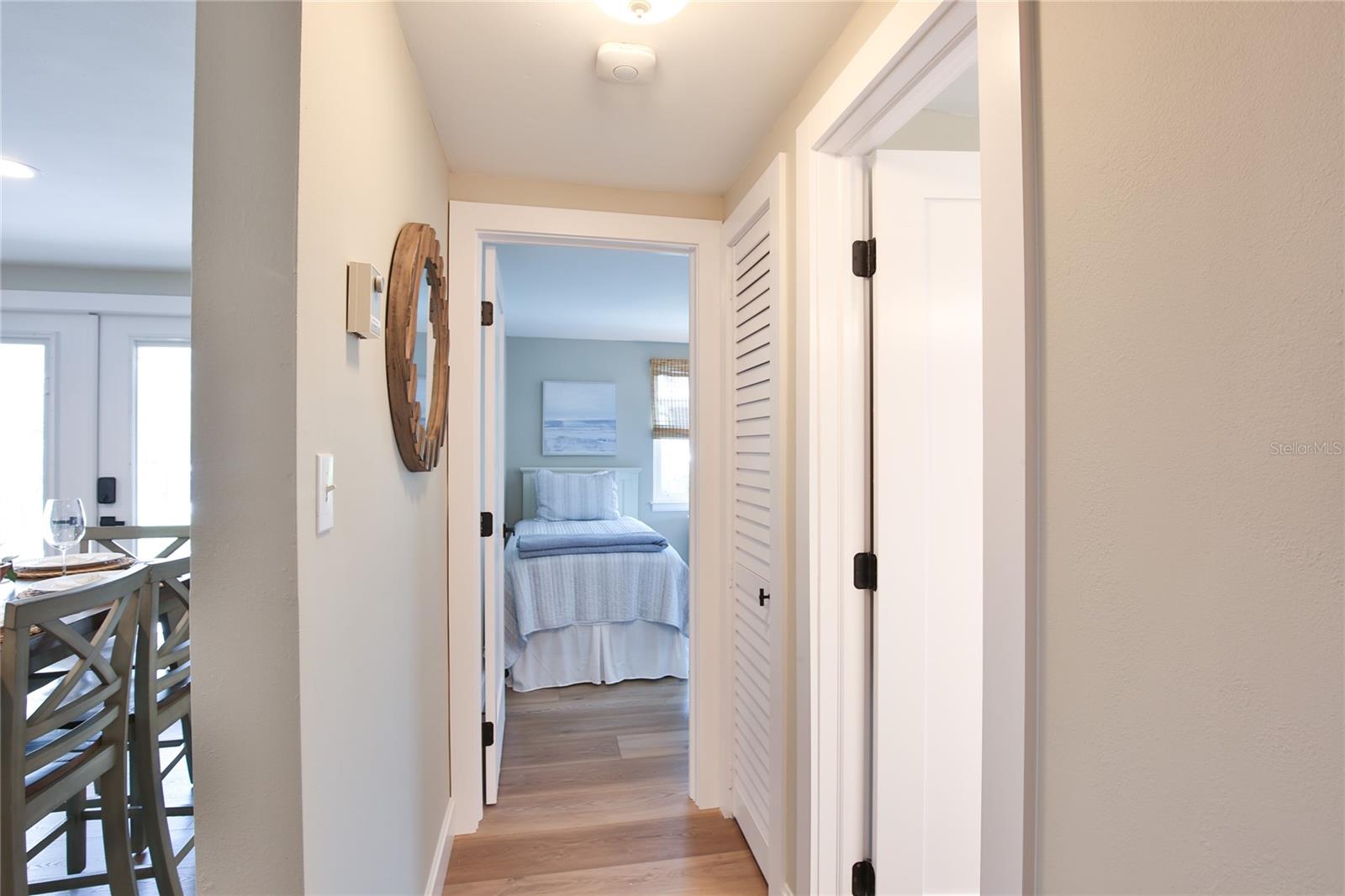 211 ISLAND CIR, SARASOTA, FL — photo 24