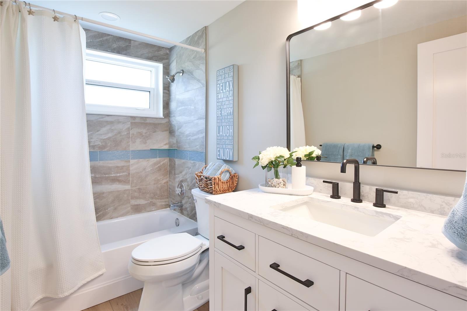211 ISLAND CIR, SARASOTA, FL — photo 28