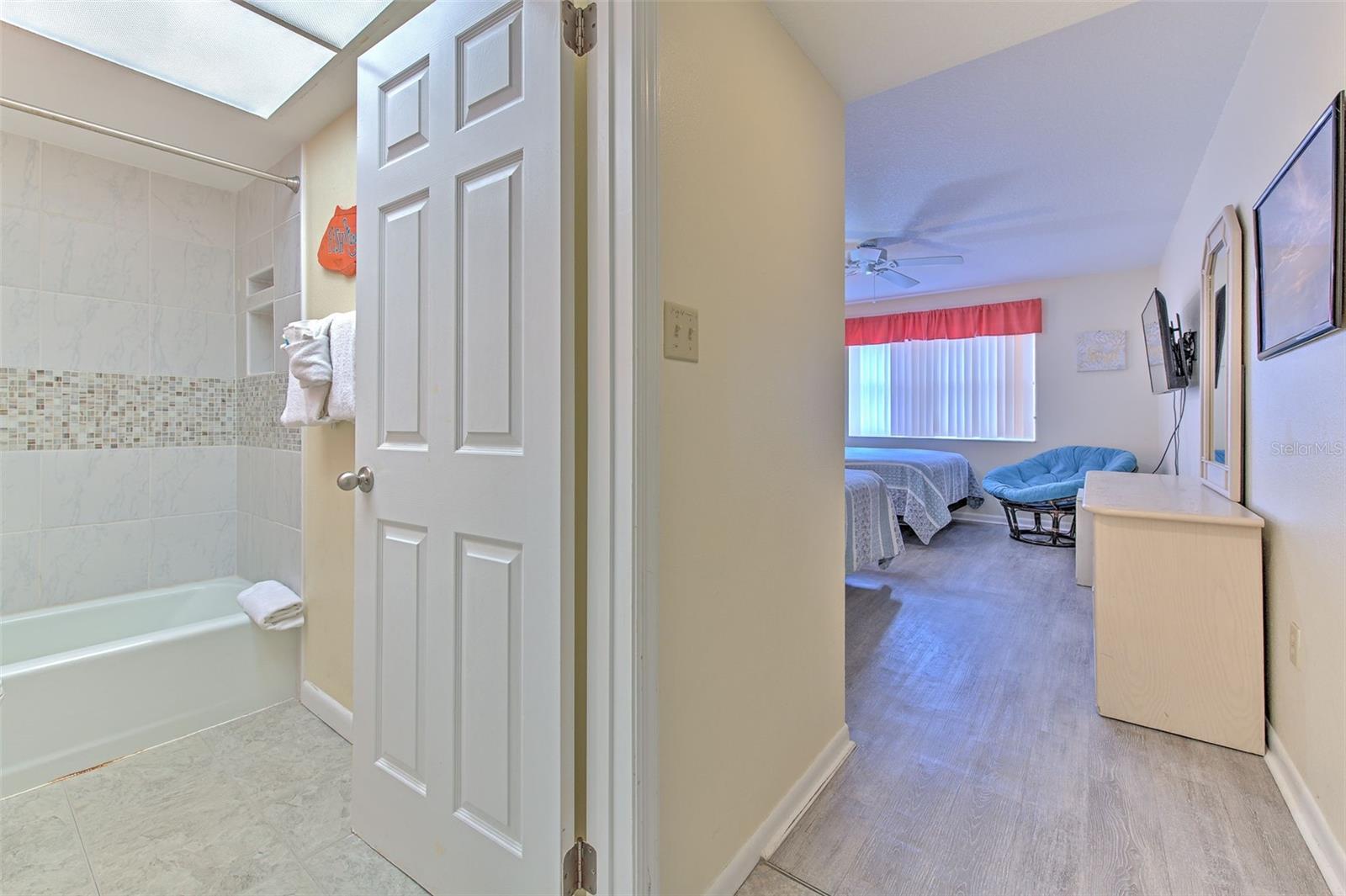 17450 GULF BLVD #103, REDINGTON SHORES, FL — photo 27