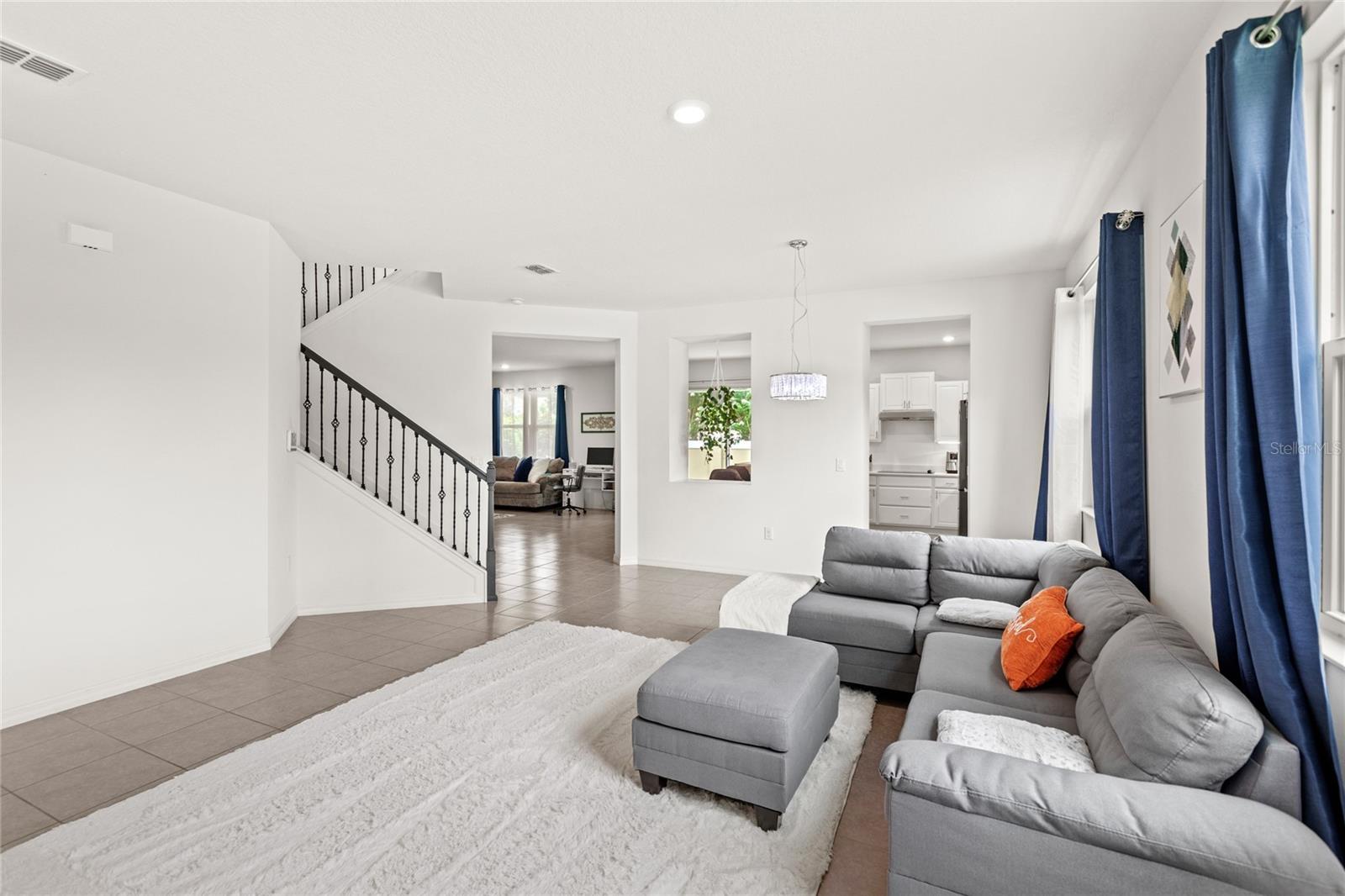 8018 BOWERY DR, WINTER GARDEN, FL — photo 10