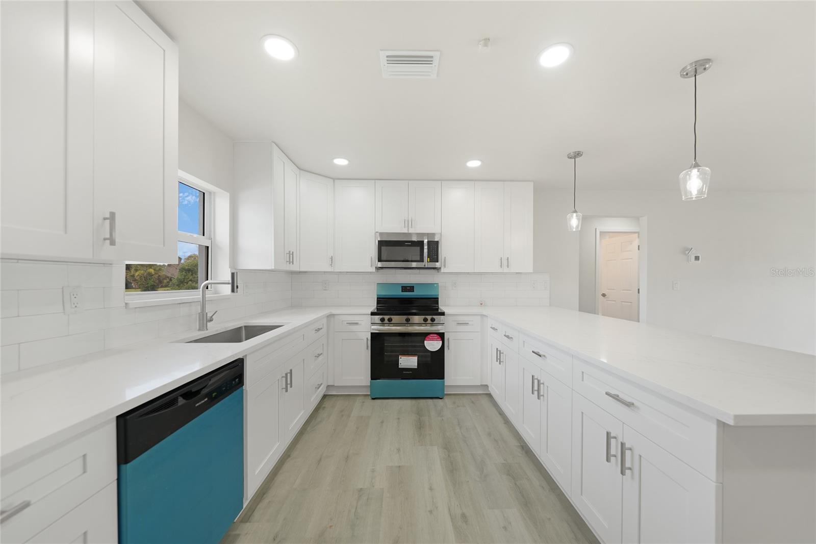 238 BOUNDARY BLVD #3, ROTONDA WEST, FL — photo 39