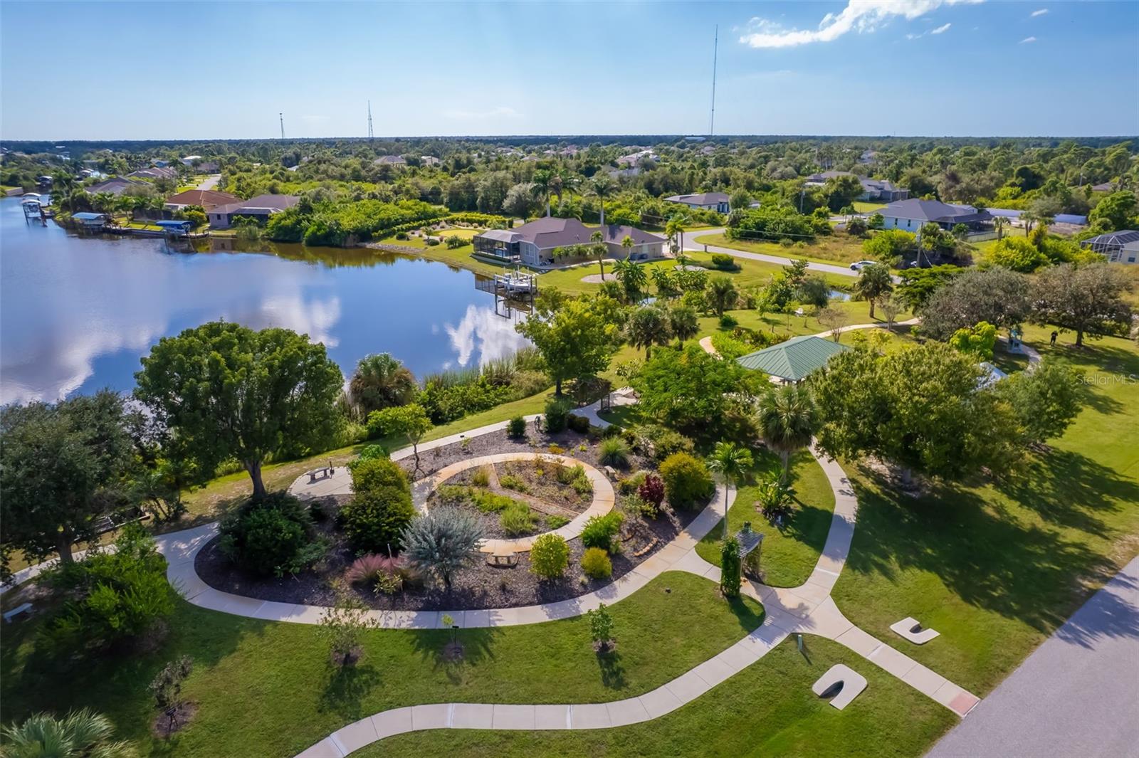 15531 APPLEWHITE CIR, PORT CHARLOTTE, FL — photo 31
