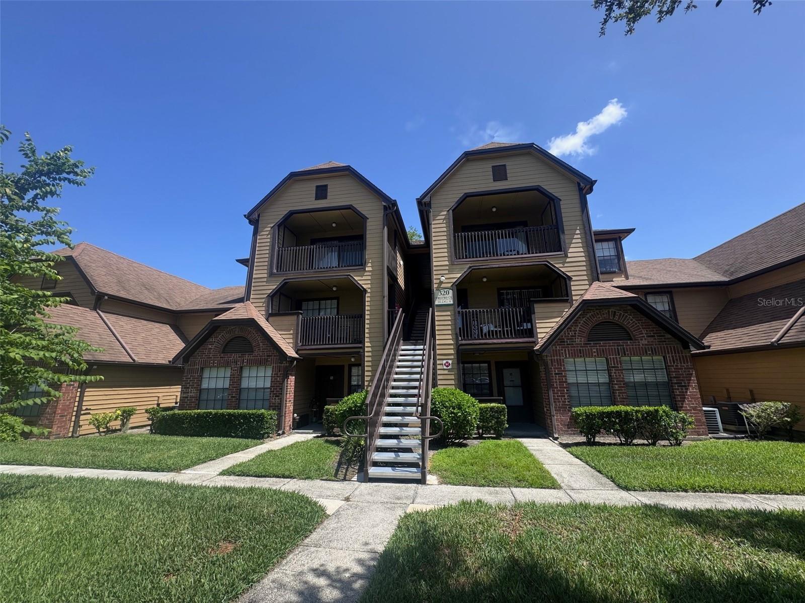 320 FORESTWAY CIR #203, ALTAMONTE SPRINGS, FL