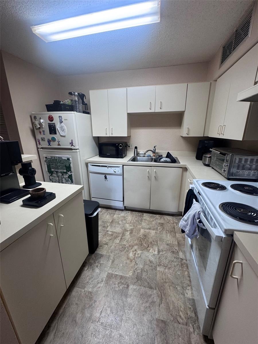 320 FORESTWAY CIR #203, ALTAMONTE SPRINGS, FL — photo 6