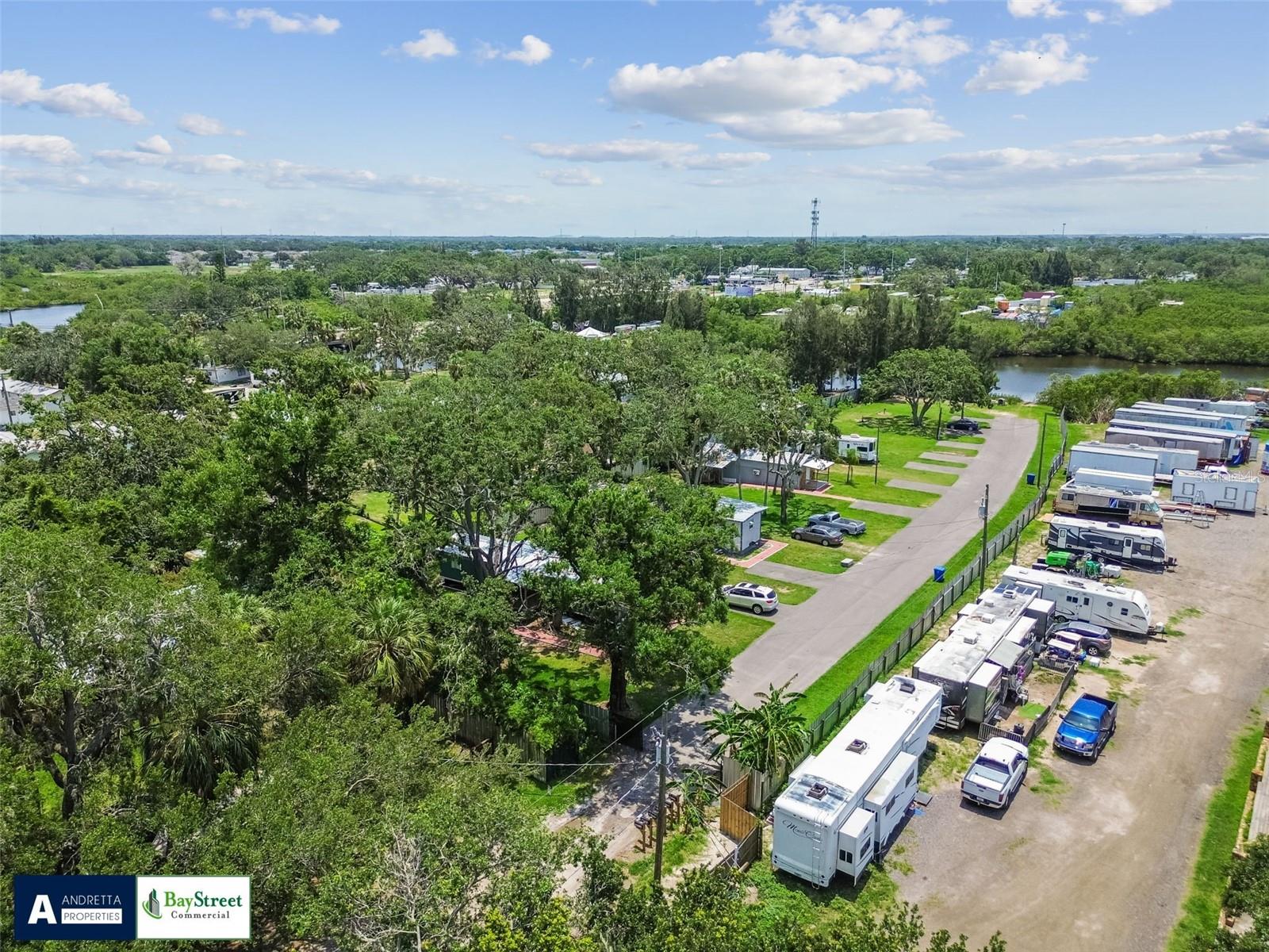 11224 RESTWOOD DR, GIBSONTON, FL — photo 9