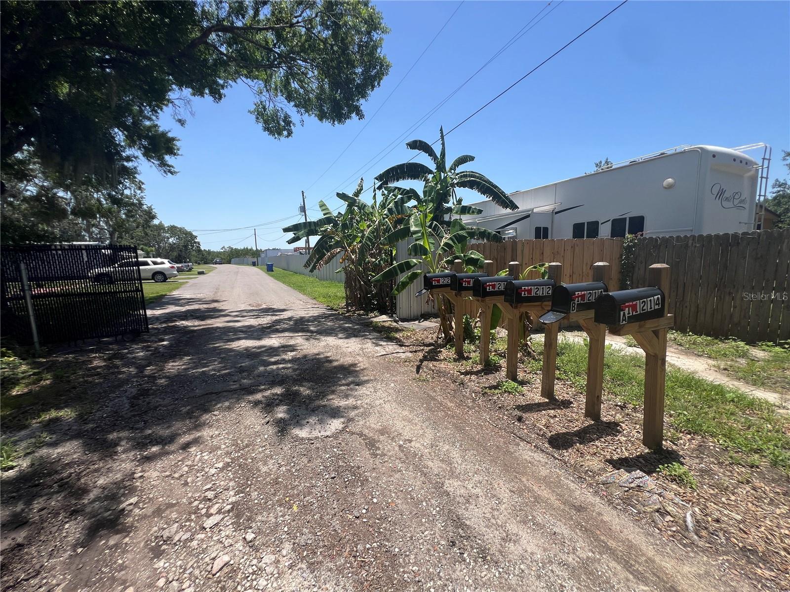 11224 RESTWOOD DR, GIBSONTON, FL — photo 18