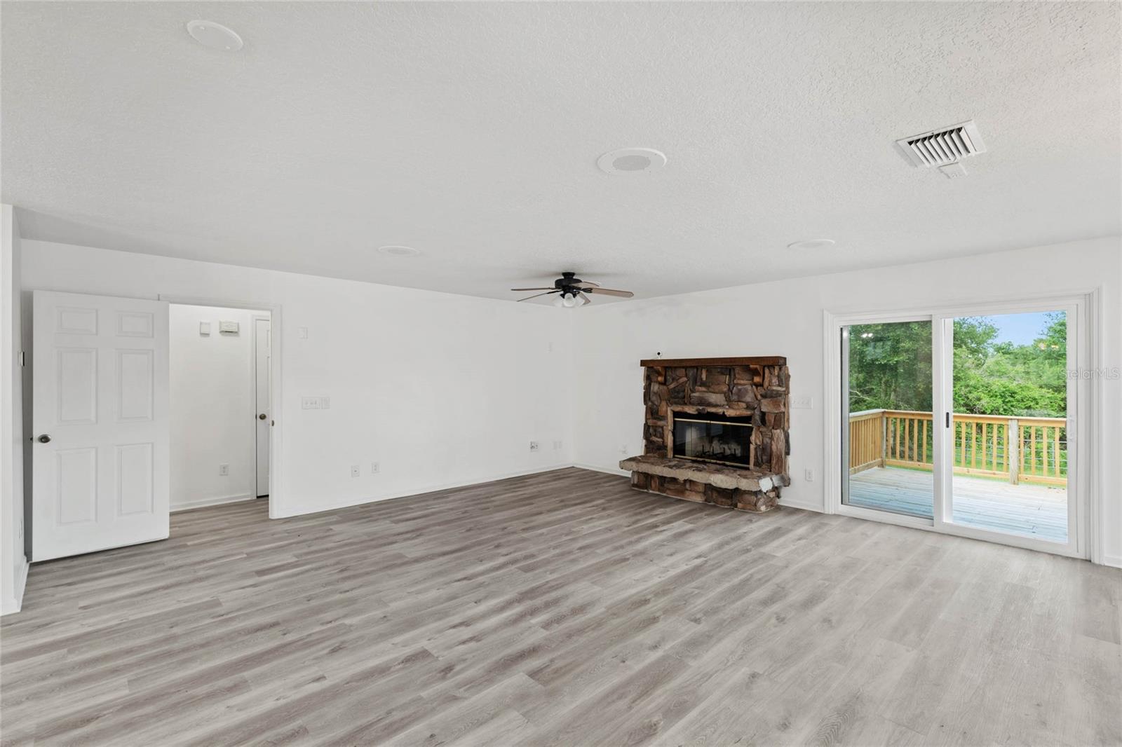 41636 OUTLAW LN, WEIRSDALE, FL — photo 19
