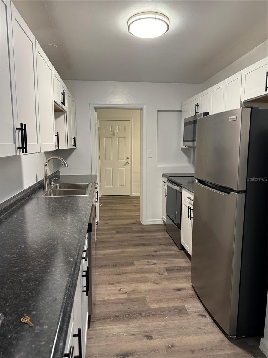 2065 N BETTY LN, CLEARWATER, FL — photo 101