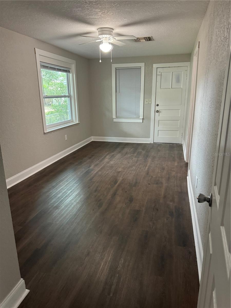 2065 N BETTY LN, CLEARWATER, FL — photo 111