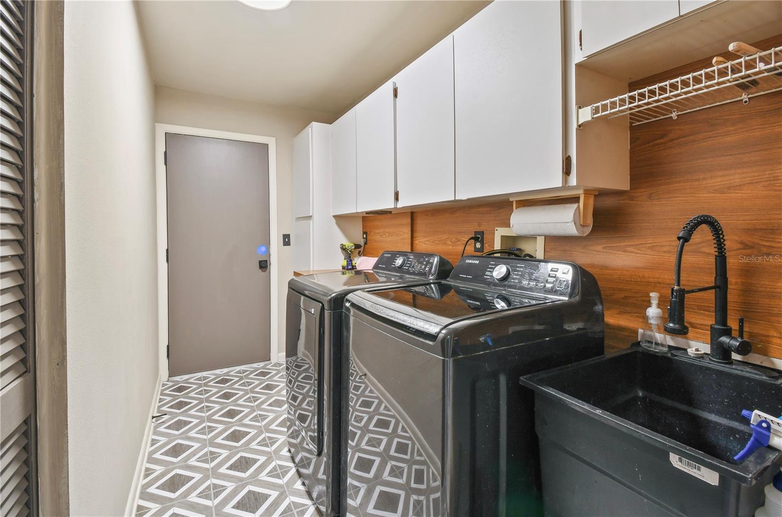 2906 WINDRIDGE DR, HOLIDAY, FL — photo 35