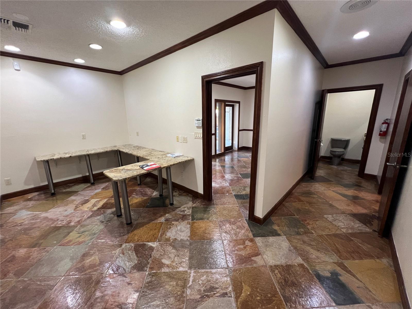32502 US HIGHWAY 19 N #B, PALM HARBOR, FL — photo 14