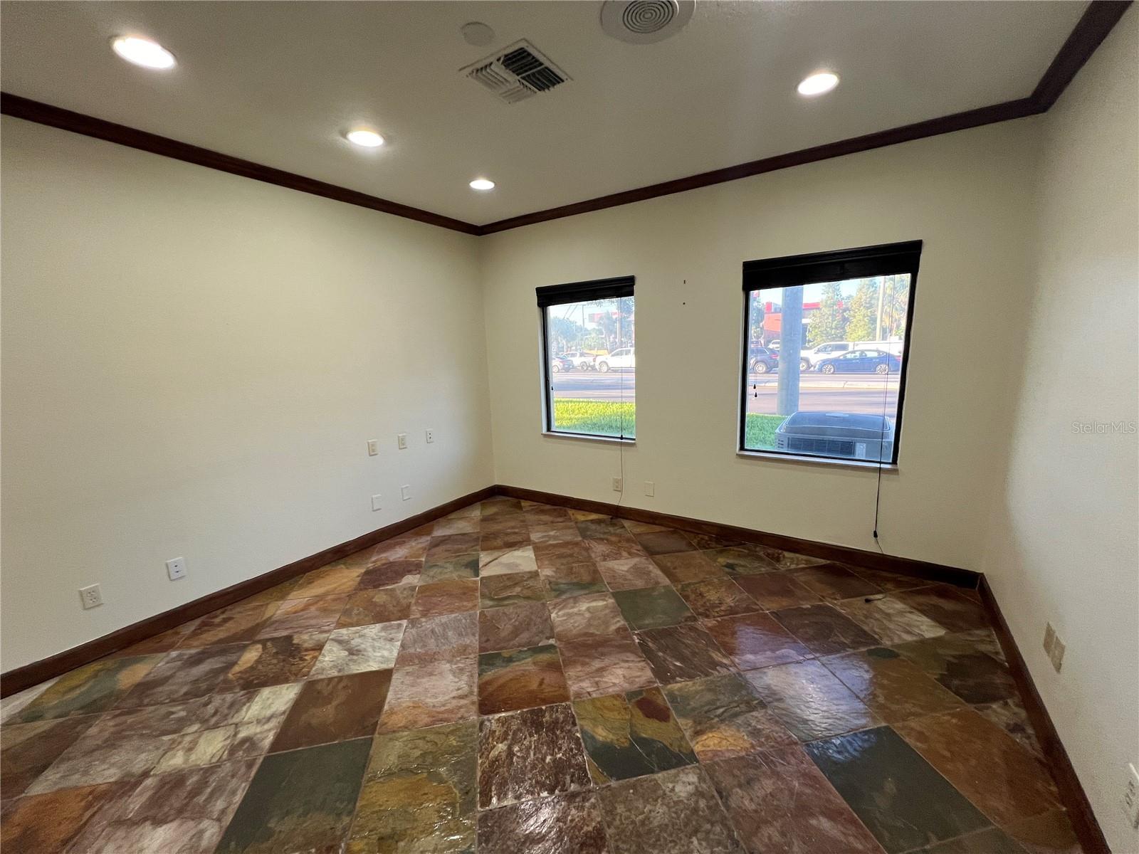 32502 US HIGHWAY 19 N #B, PALM HARBOR, FL — photo 16