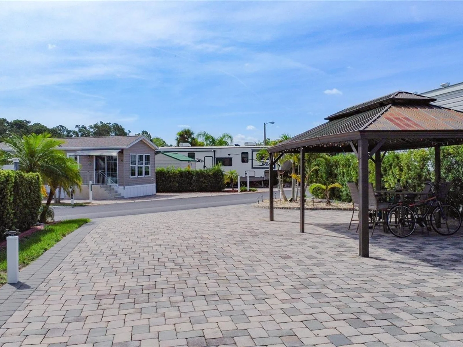 2411 PALM ST, CLERMONT, FL — photo 7