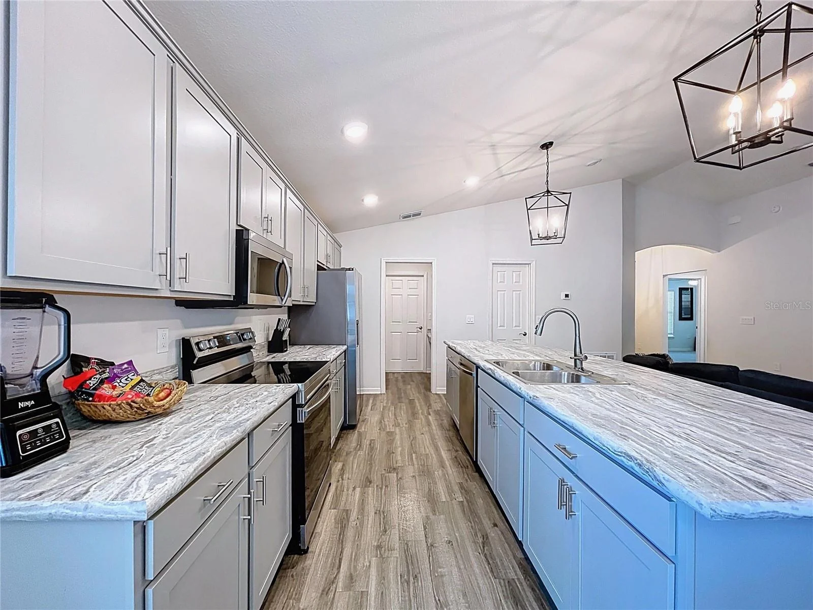 517 SCENIC BLUFF BLVD, LAKE WALES, FL — photo 12