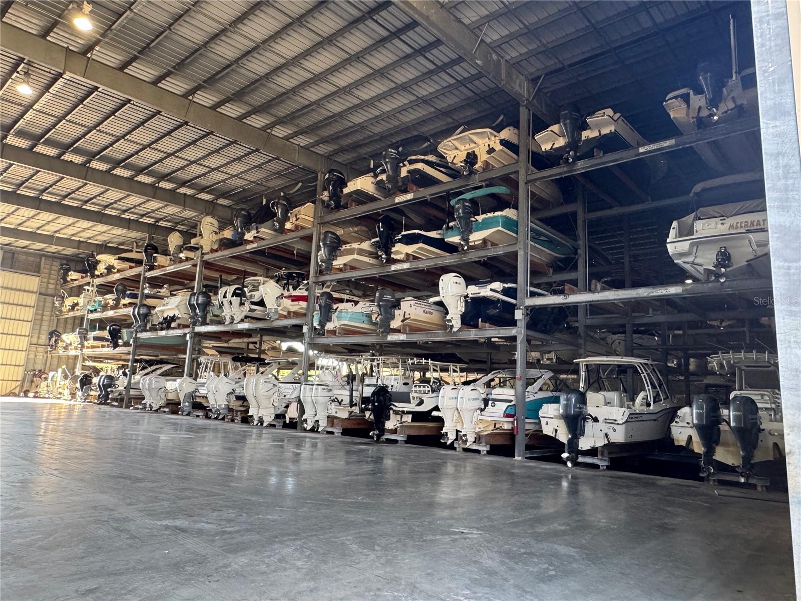 570 BLACKBURN POINT RD #11, OSPREY, FL