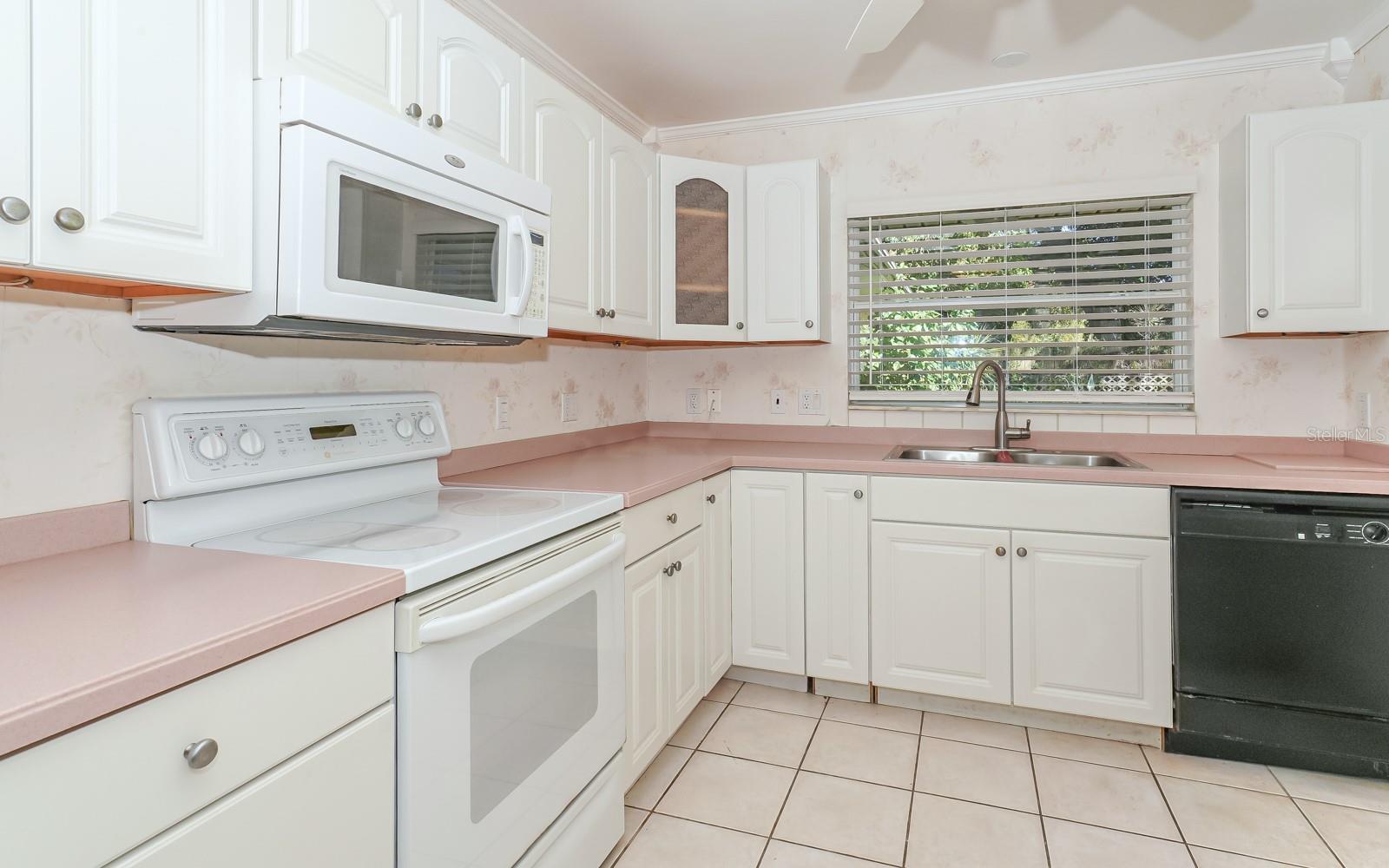 2461 RINGLING BLVD, SARASOTA, FL — photo 14