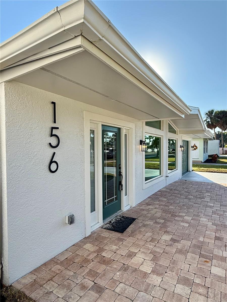 156 N BLVD OF THE PRESIDENTS, SARASOTA, FL — photo 2