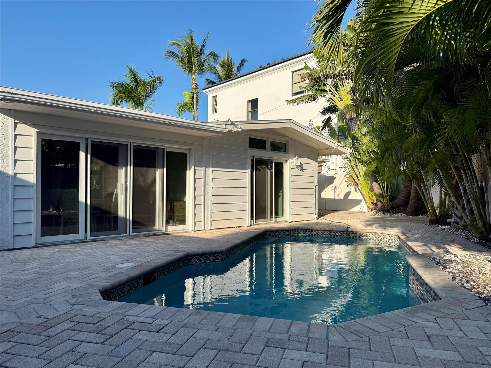 156 N BLVD OF THE PRESIDENTS, SARASOTA, FL — photo 28