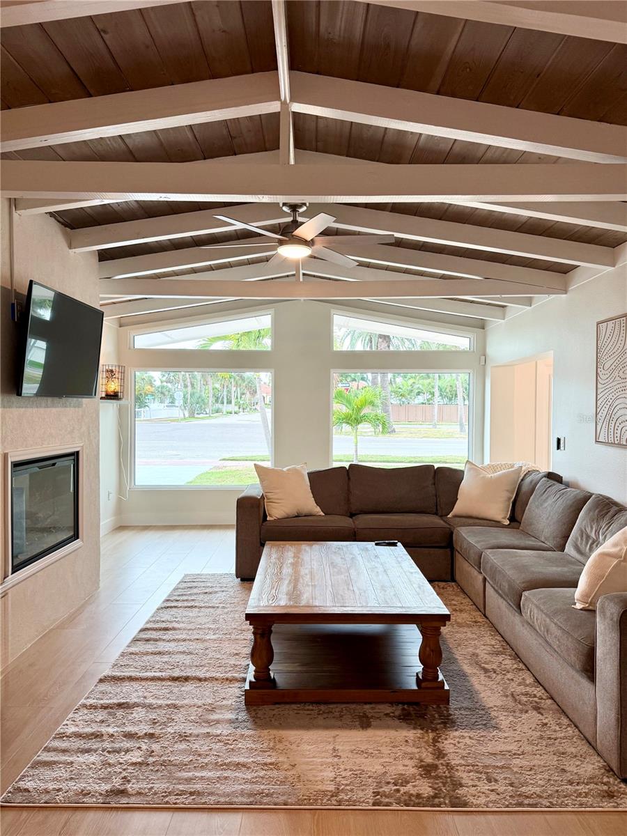 156 N BLVD OF THE PRESIDENTS, SARASOTA, FL — photo 7