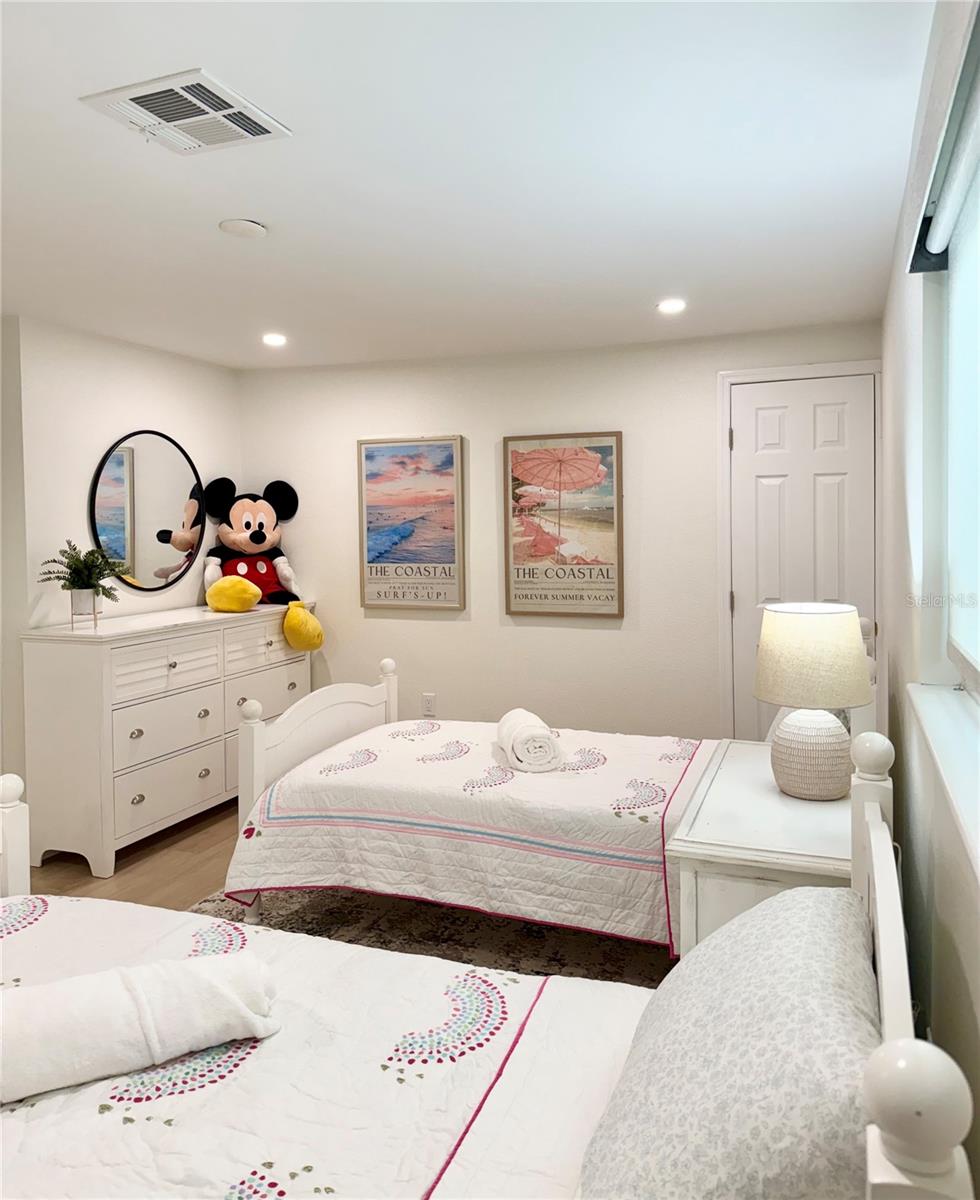 156 N BLVD OF THE PRESIDENTS, SARASOTA, FL — photo 15