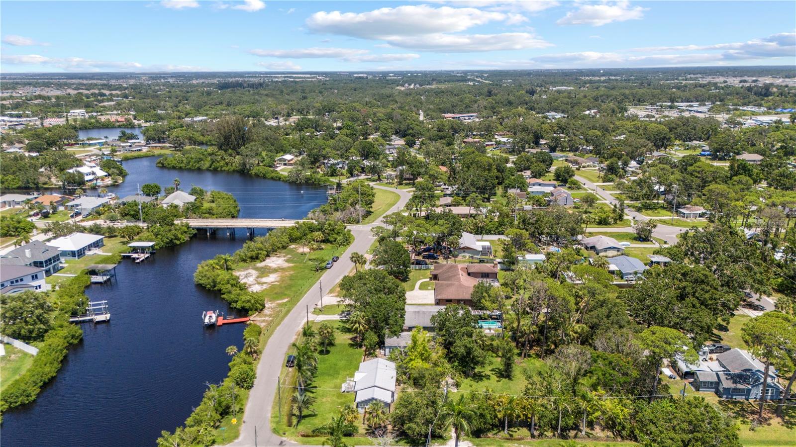 404 DICKMAN DR SW, RUSKIN, FL — photo 90