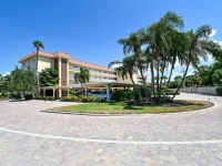 1215 S PORTOFINO DR #202 — photo 1