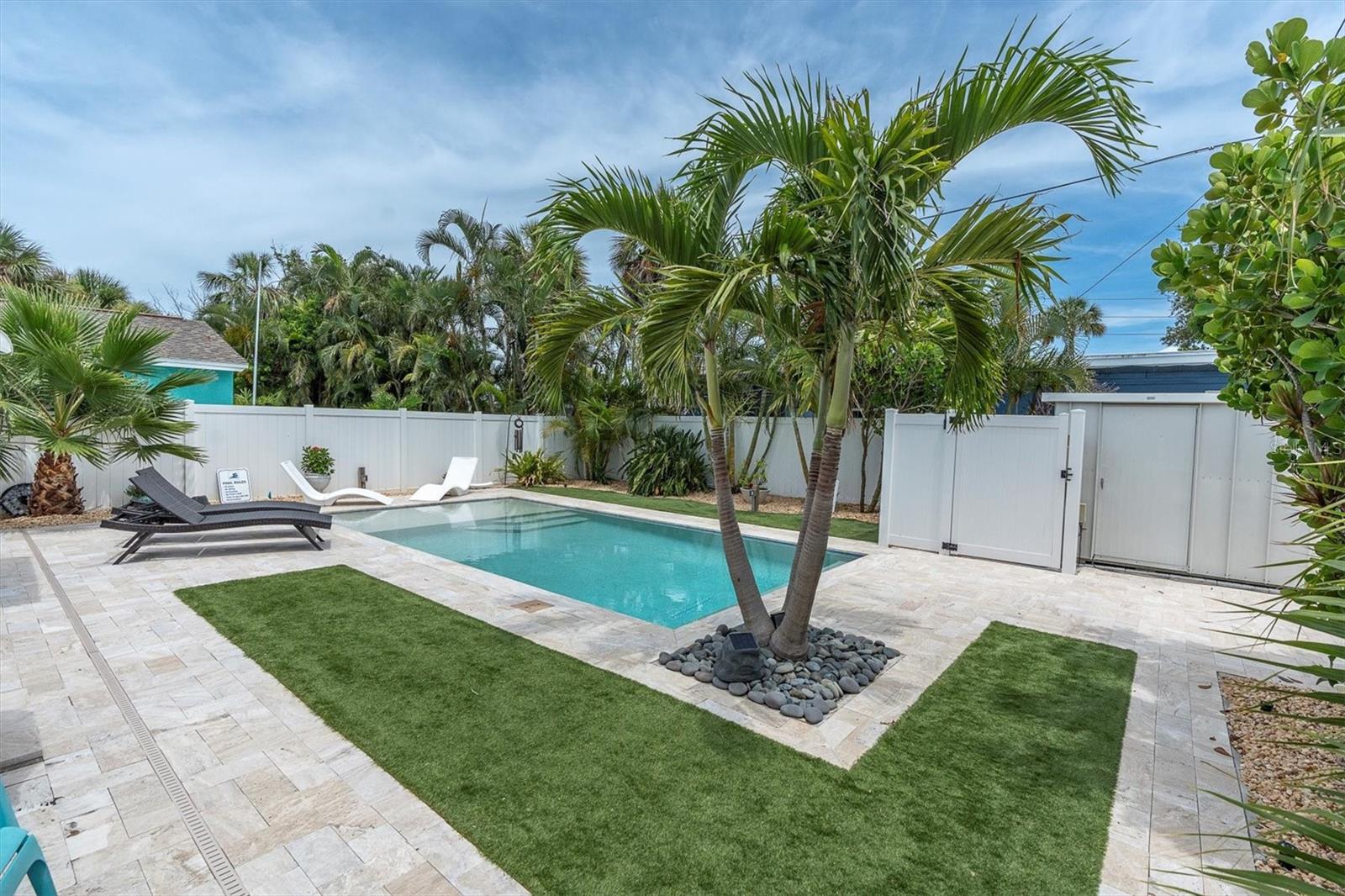 528 77TH AVE, ST PETE BEACH, FL — photo 27