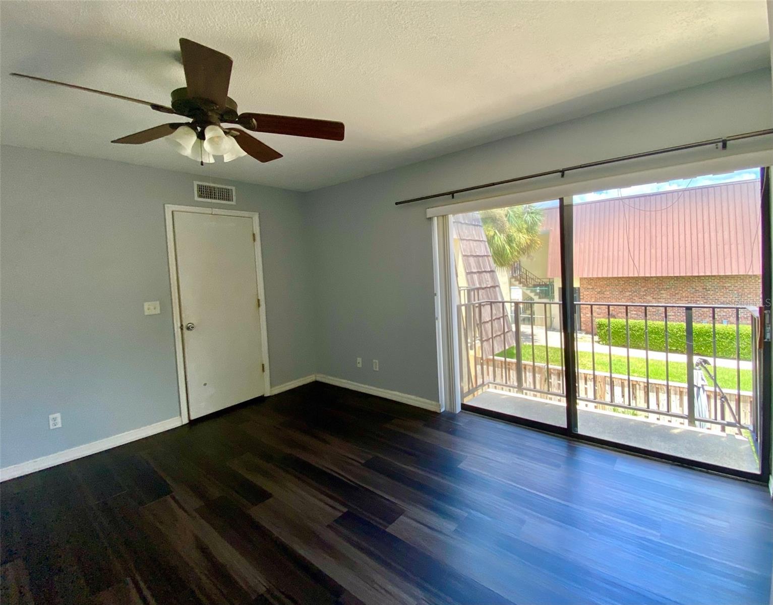 2942 POPLAR AVE, LEESBURG, FL — photo 38