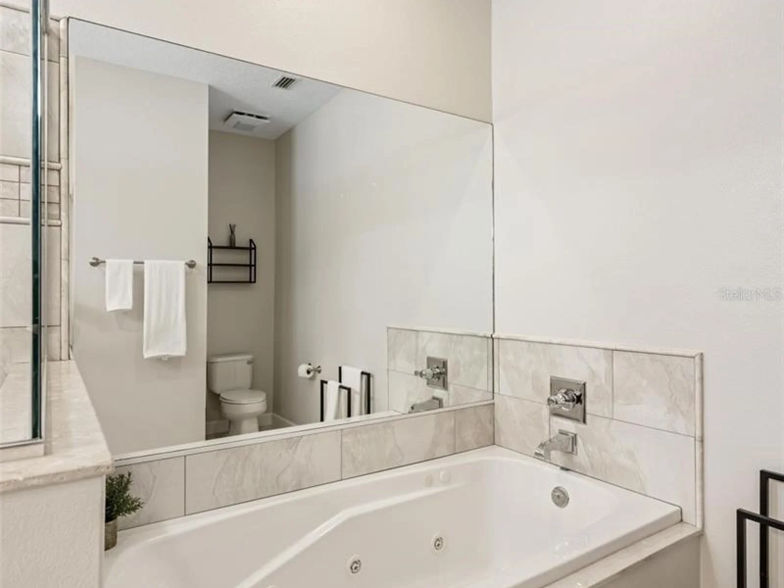 4360 IOLA DR, SARASOTA, FL — photo 27