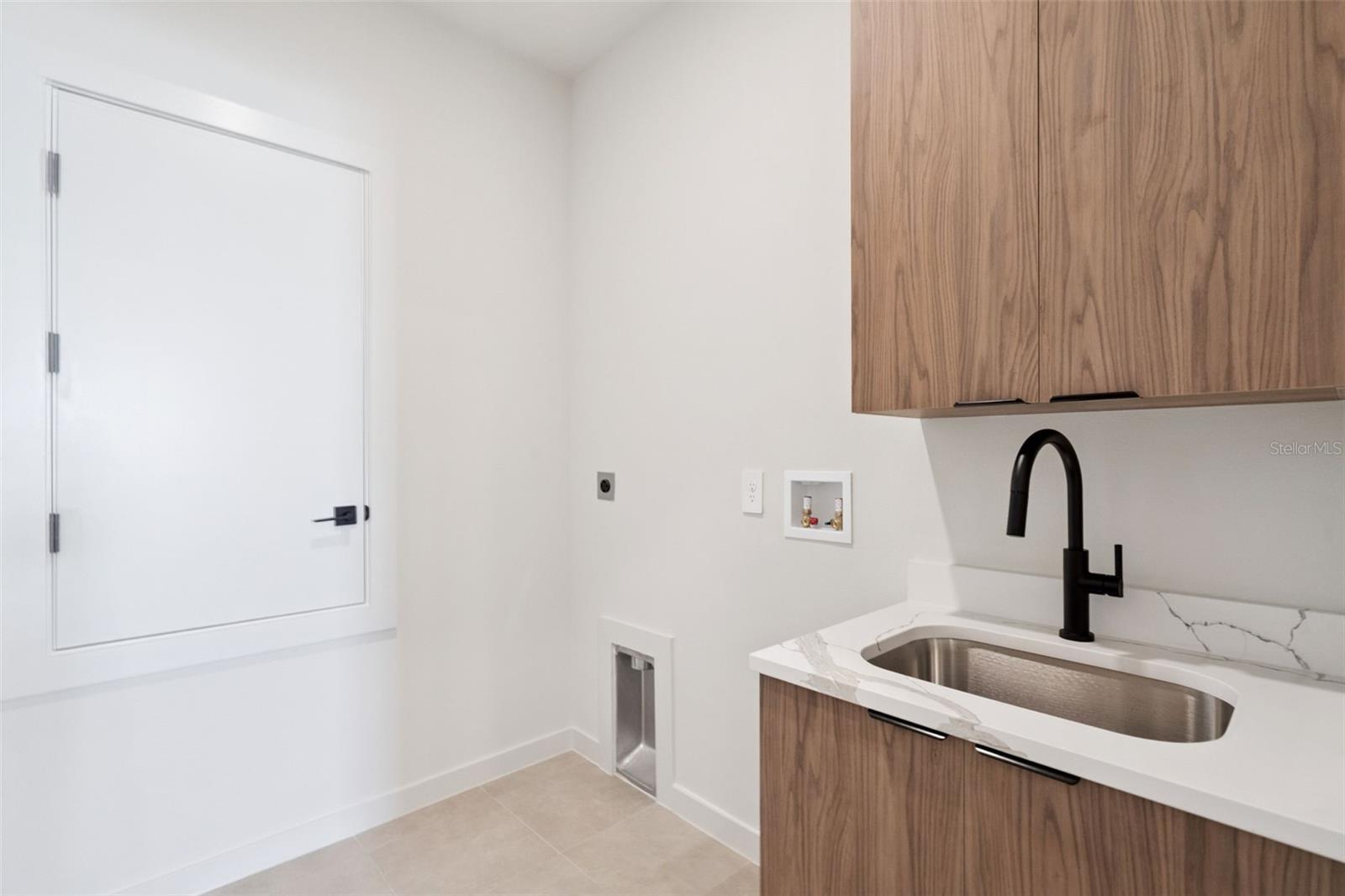 427 SKYFIELD CT, LADY LAKE, FL — photo 53
