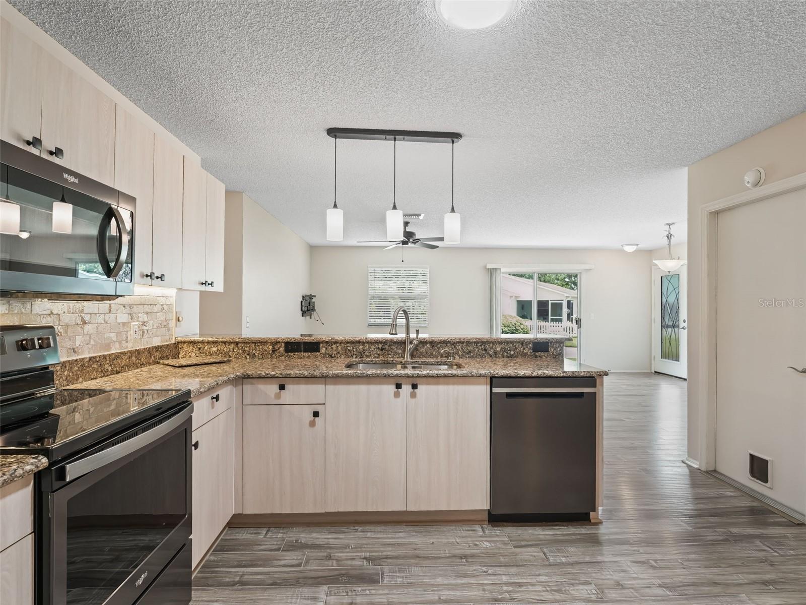 220 ESTRADA PL, THE VILLAGES, FL — photo 20