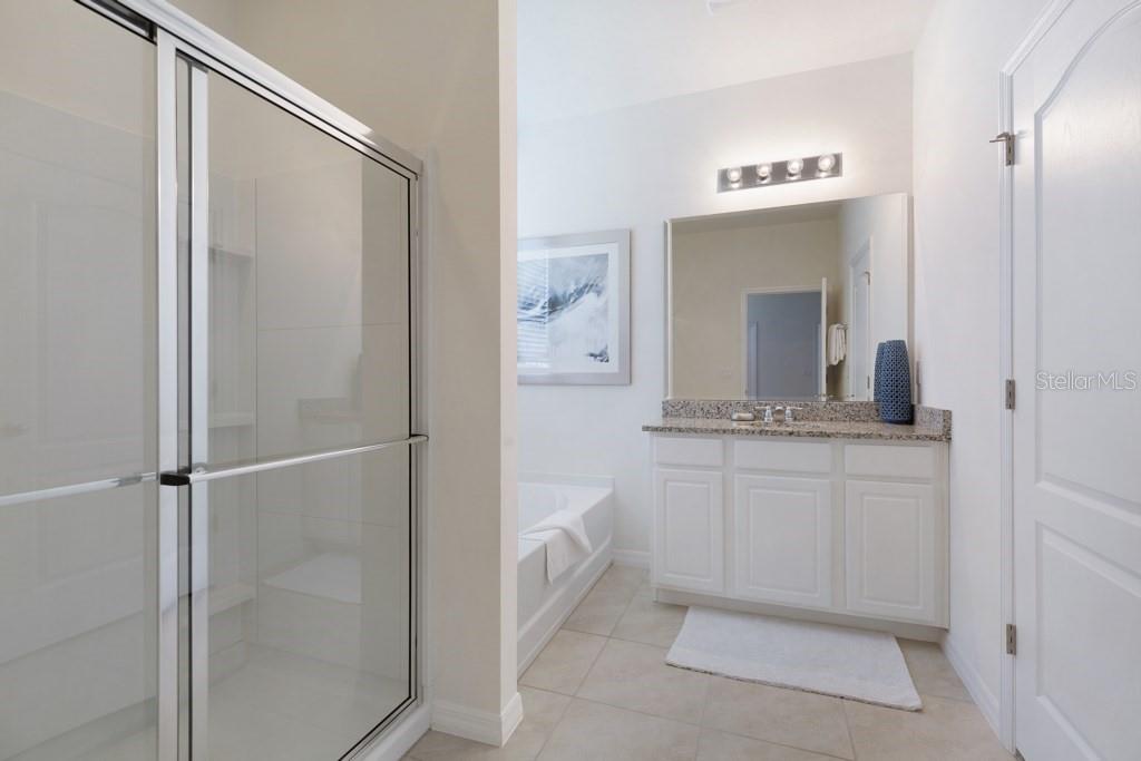 8012 OAK SHADOW CT, DAVENPORT, FL — photo 17