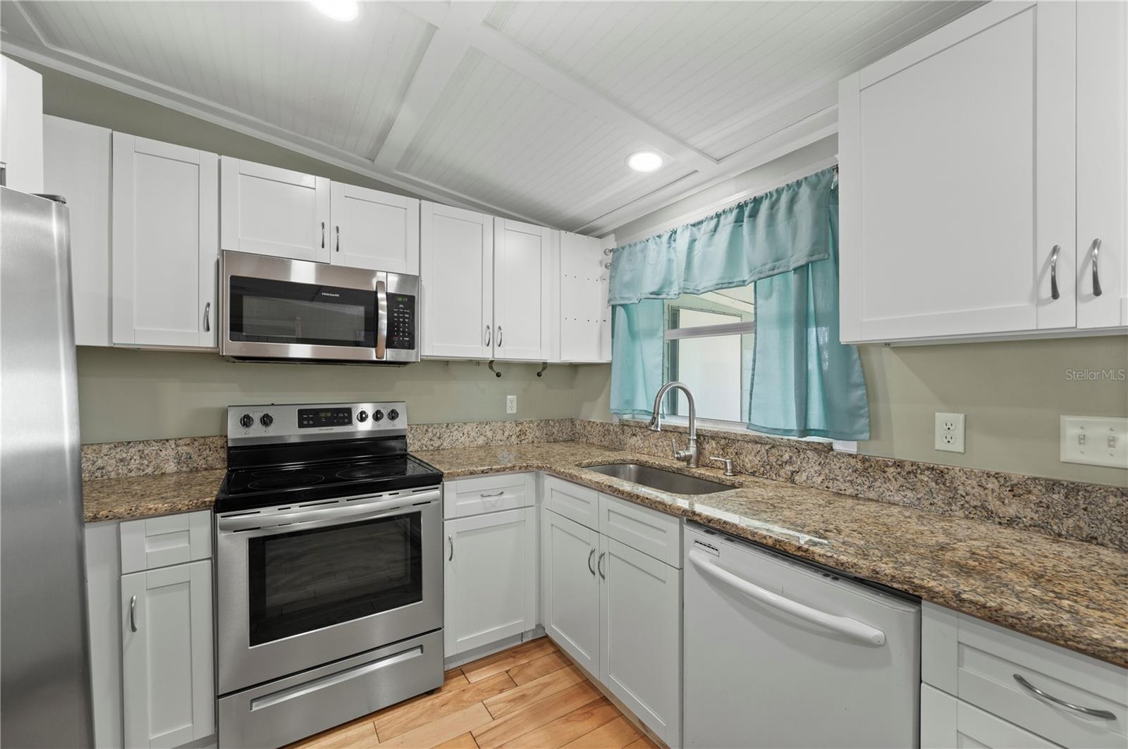 4220 DELTONA DR, PUNTA GORDA, FL — photo 16