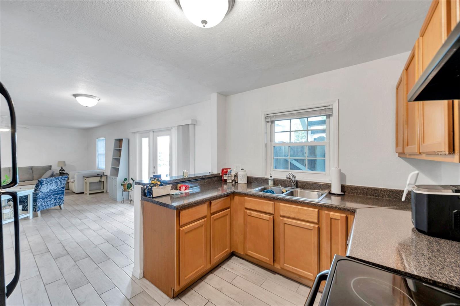 121 SEAHORSE DR SE #A, ST PETERSBURG, FL — photo 11
