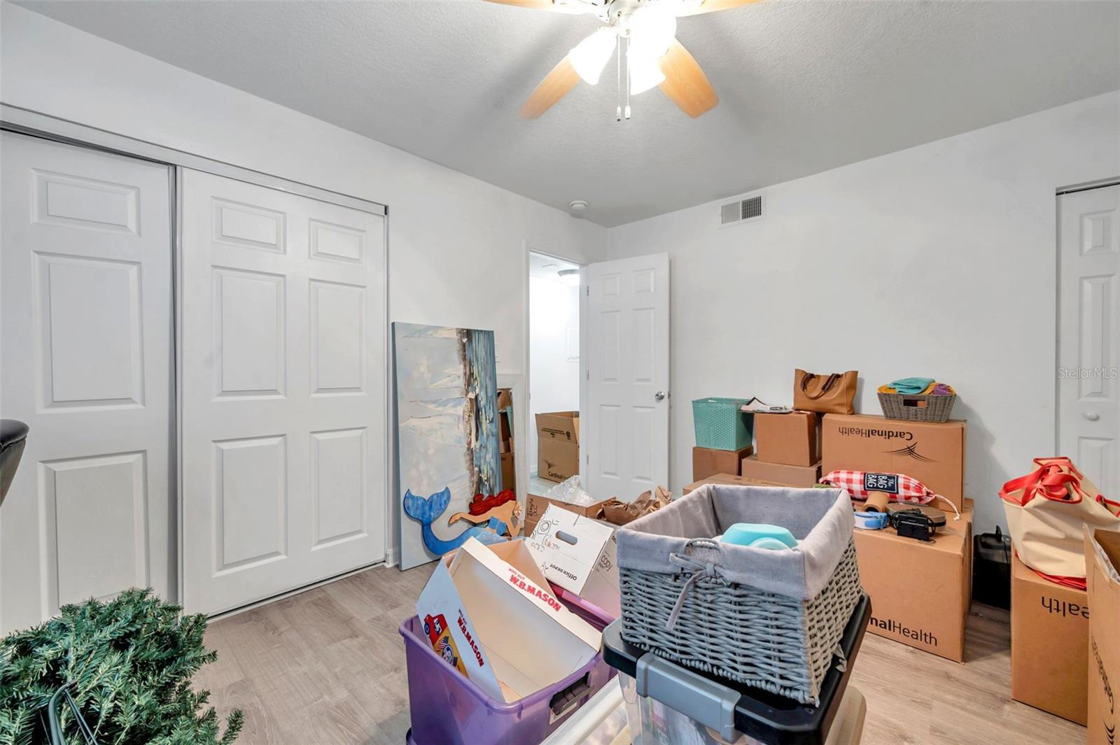 121 SEAHORSE DR SE #A, ST PETERSBURG, FL — photo 21