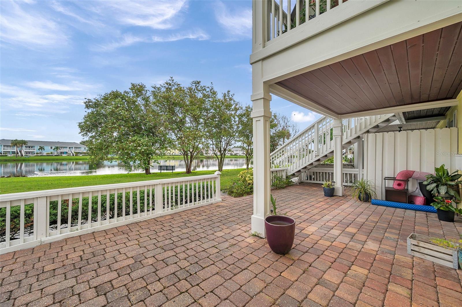 121 SEAHORSE DR SE #A, ST PETERSBURG, FL — photo 24