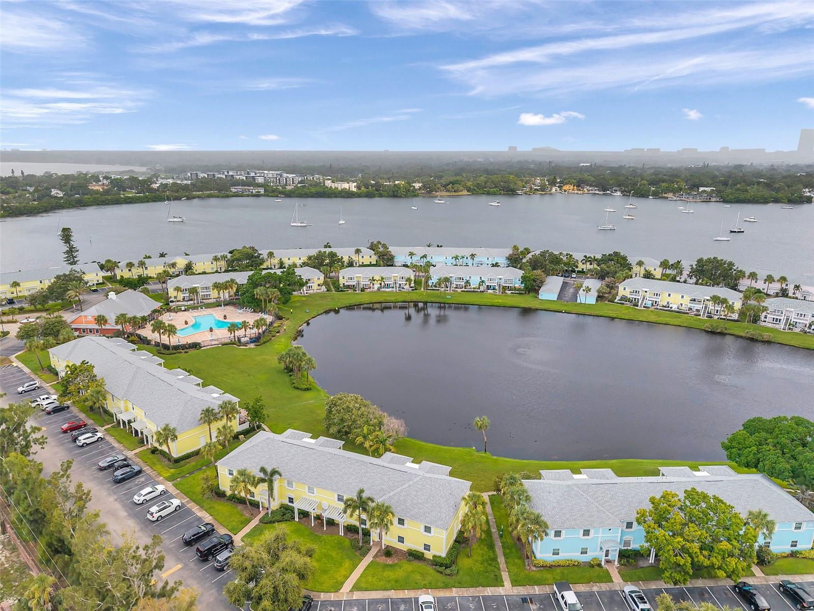 121 SEAHORSE DR SE #A, ST PETERSBURG, FL — photo 39