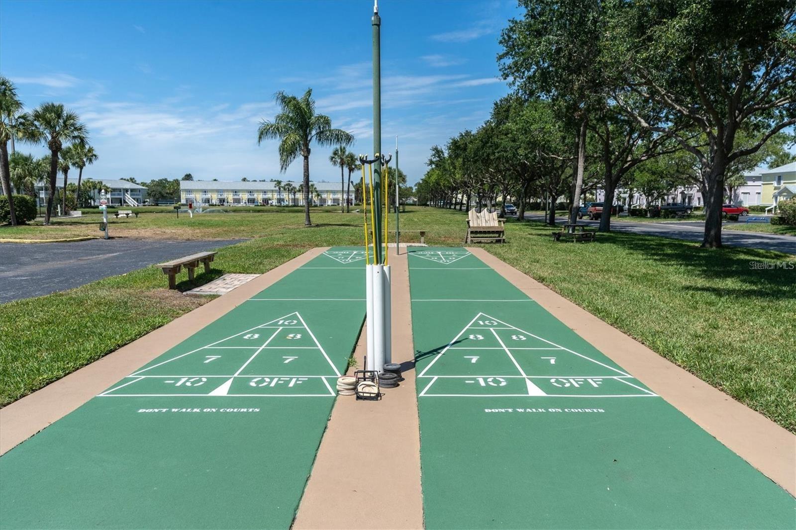 121 SEAHORSE DR SE #A, ST PETERSBURG, FL — photo 49