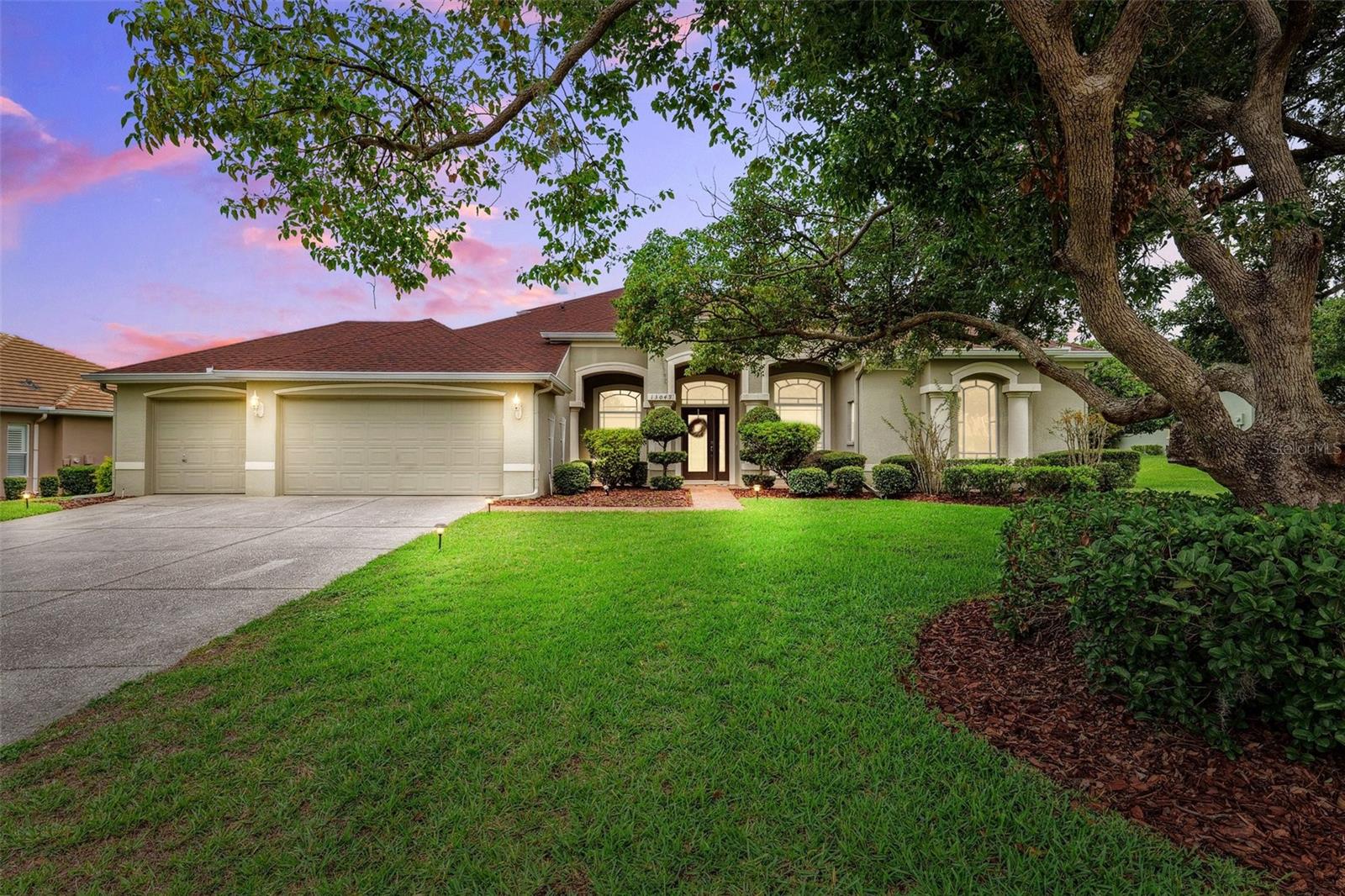 13049 THOROUGHBRED DR, DADE CITY, FL