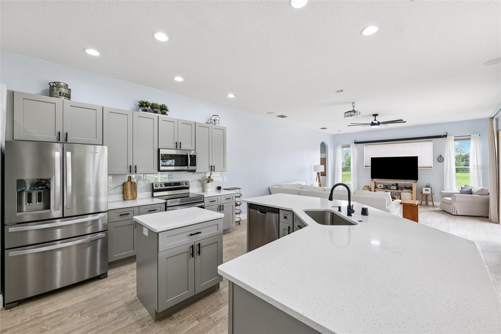 13049 THOROUGHBRED DR, DADE CITY, FL — photo 19