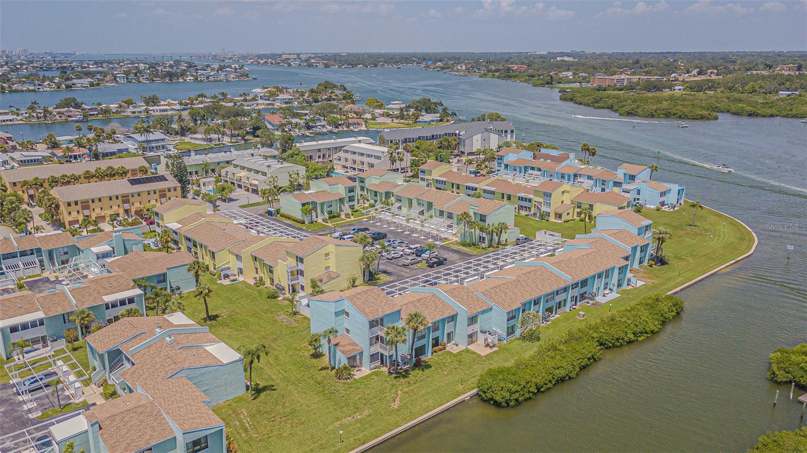 1 WINDRUSH BLVD #54, INDIAN ROCKS BEACH, FL — photo 37