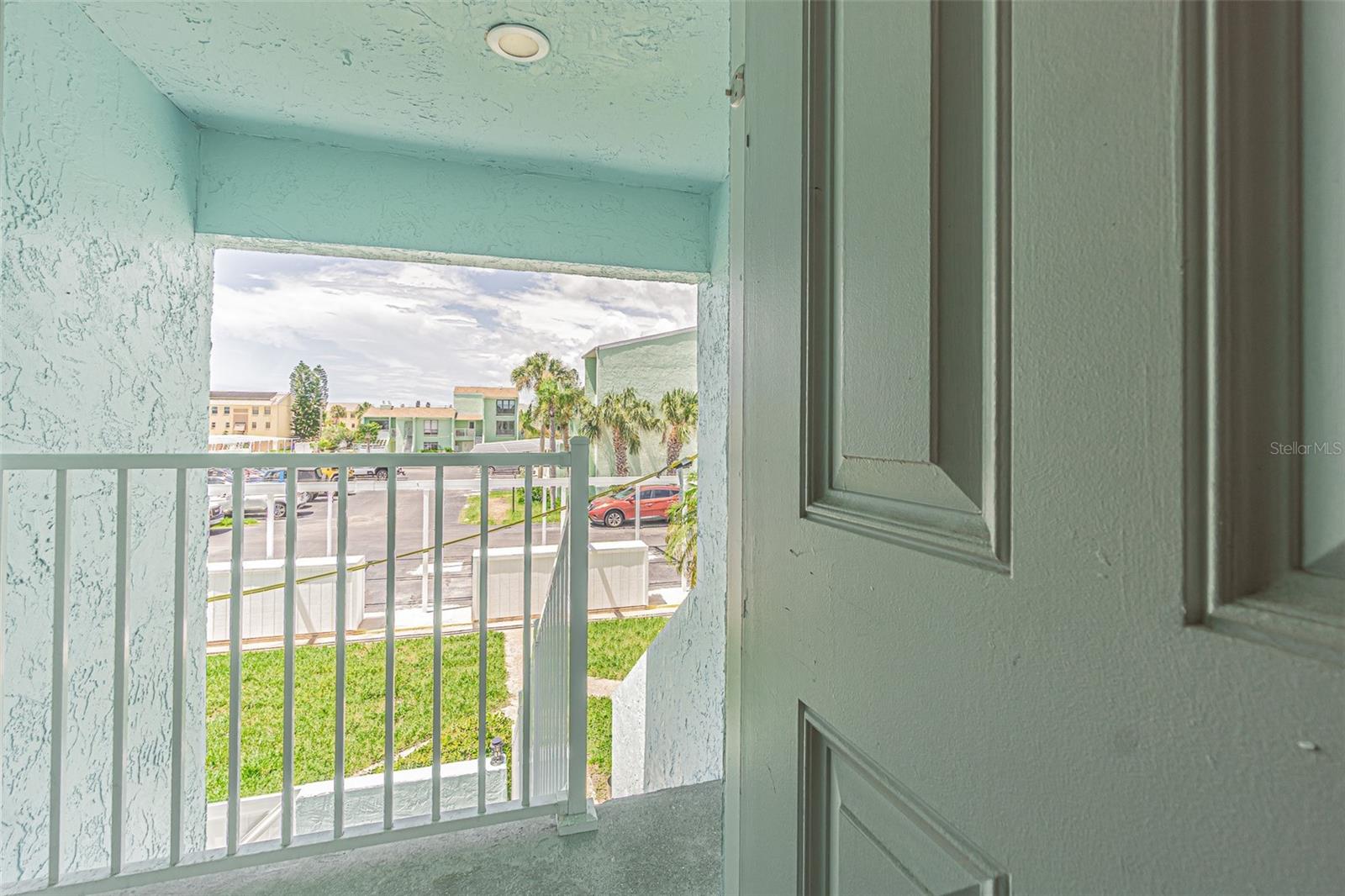 1 WINDRUSH BLVD #54, INDIAN ROCKS BEACH, FL — photo 17