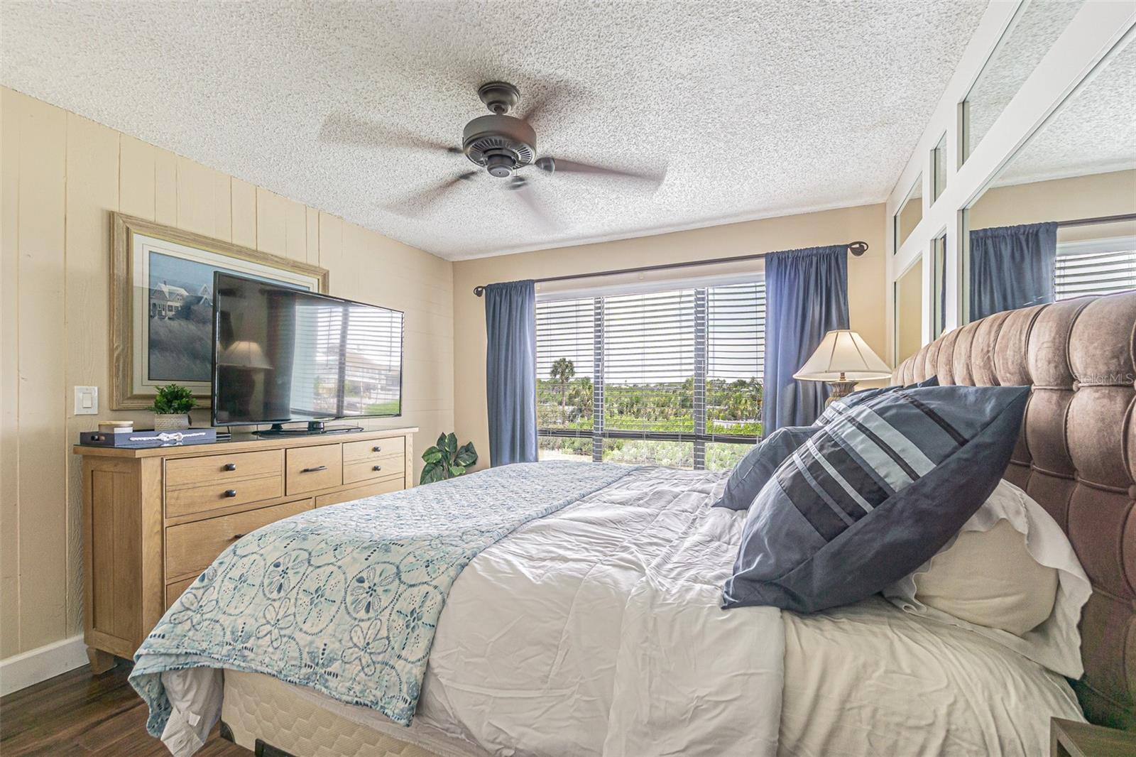 1 WINDRUSH BLVD #54, INDIAN ROCKS BEACH, FL — photo 20