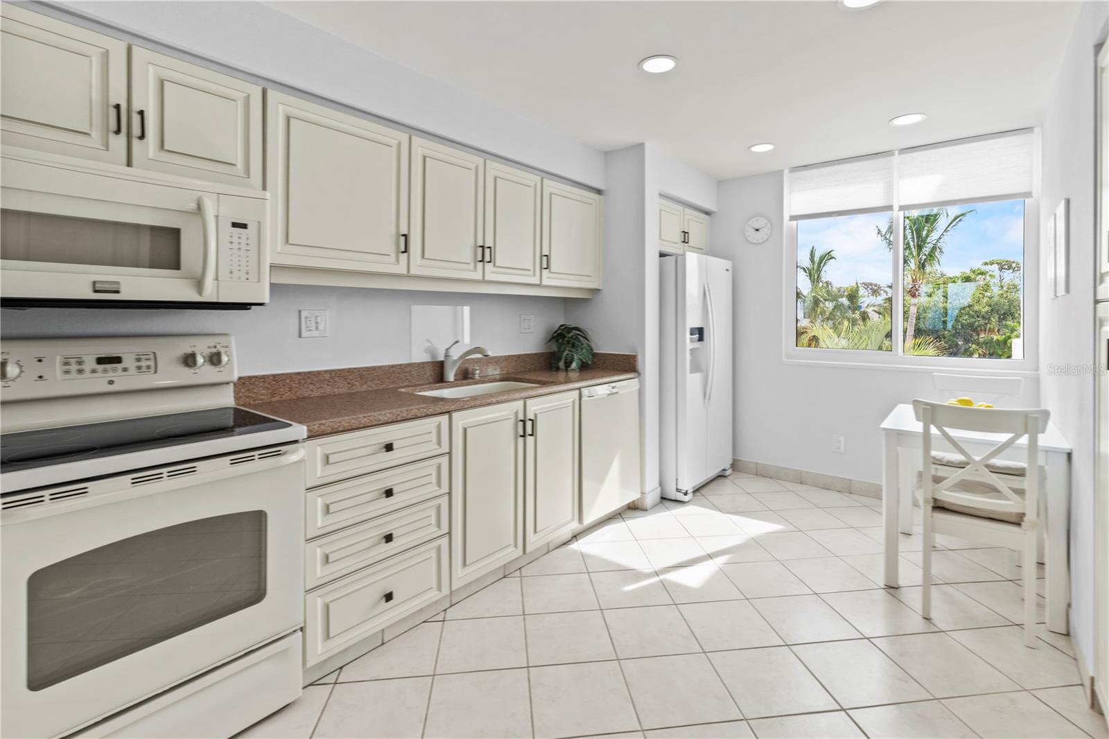 724 BAYPORT WAY #724, LONGBOAT KEY, FL — photo 8
