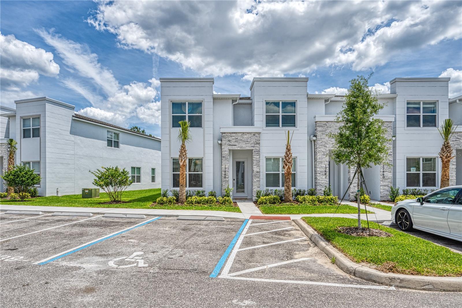 17444 HIDDEN FOREST DR, CLERMONT, FL