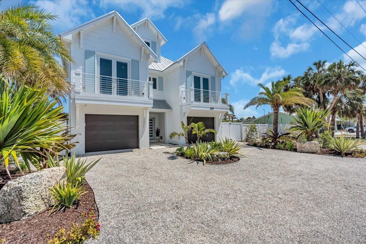 229 WILLOW AVE, ANNA MARIA, FL — photo 3
